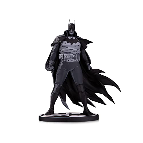 DC Direct Batman Black & White: Batman by Mike Mignola (Gotham by Gaslight) 1:10 Resin Statue