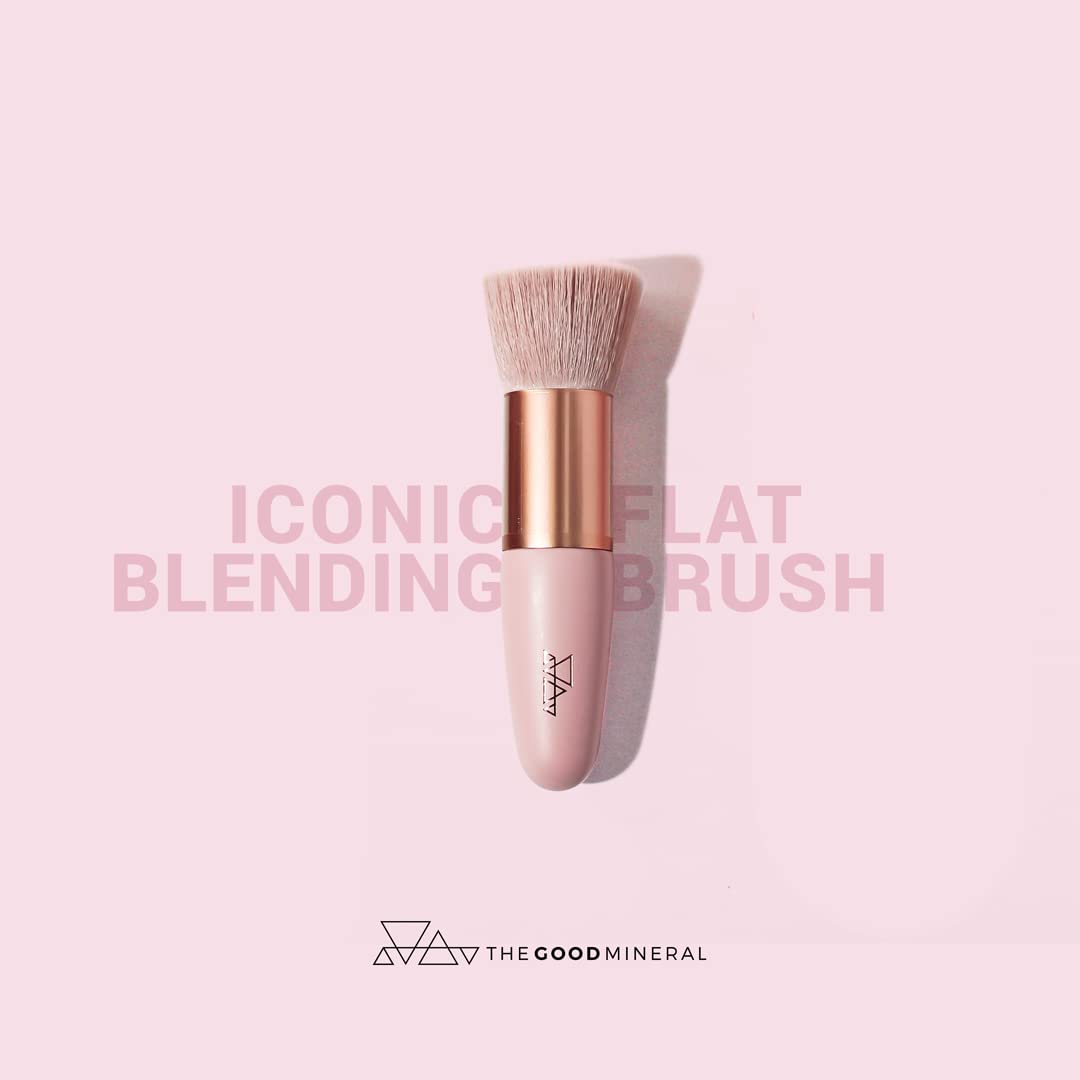Iconic Flat Blending Brush - The Good Mineral | Best Brush for Loose Powder | Vegan