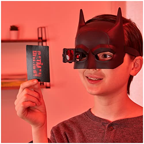 DC Comics Batman Detective Kit – Interactive Role-Play Toy with Accessories, Movie Collectible for Kids Ages 4+ Boys & Girls