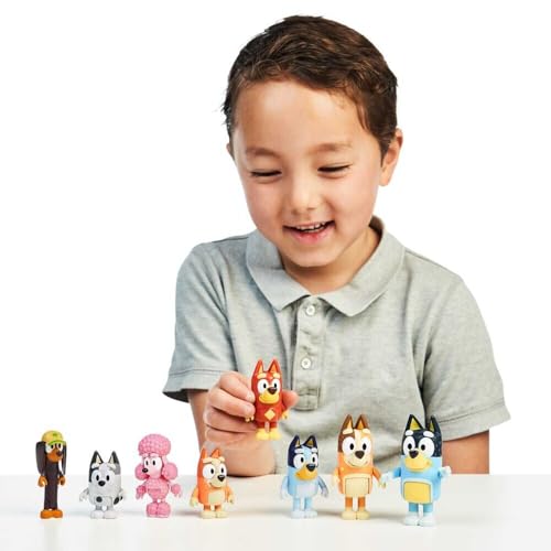 Bluey Family 4-Pack Figures – Bluey, Bingo, Mum & Dad, Poseable Collectible Toys for Kids, Cake Toppers, Gift for Toddlers Ages 3+