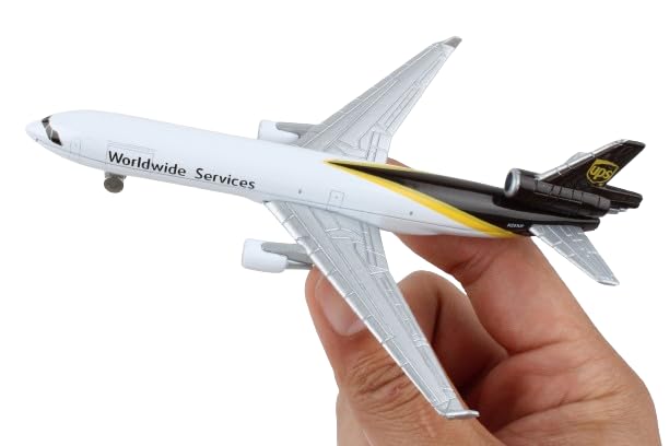 Daron Toy Airplane - UPS MD-11 - Die-Cast Metal Model Airplane Toy with Plastic Parts for Kids Ages 3+