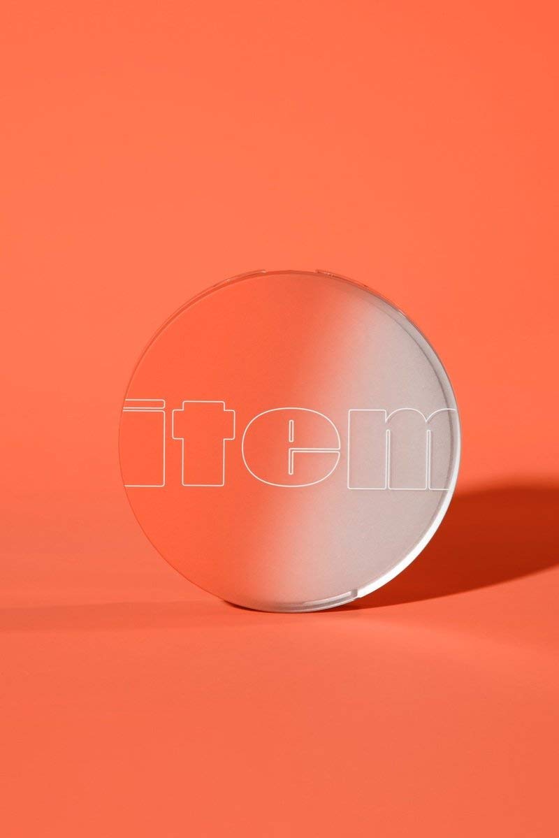 ITEM Beauty by Addison Rae, Clean Makeup, Cheek Money, Swipe and Glow Bronzer Contour Duo (Mood Vibez)