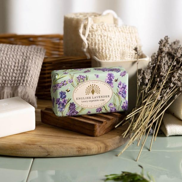 The English Soap Company English Lavender Luxury Vegetable Soap Bar Beauty & Personal Care The English Soap Company