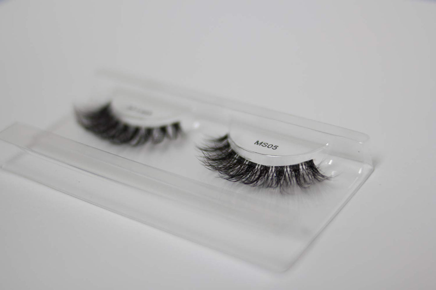 Sudopo 4 Pairs of Miss 3D Volume Tapered False Eyelash Extension MS05