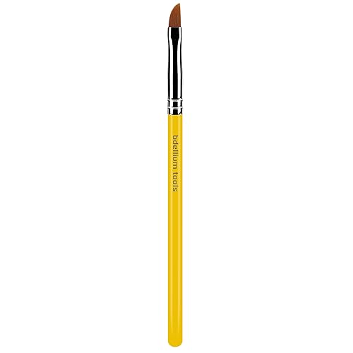 Bdellium Tools Professional Makeup Brush - Studio Series 548 Dagger Lip - With Soft Synthetic Fibers, For Precise Lip Definition (Yellow, 1pc)