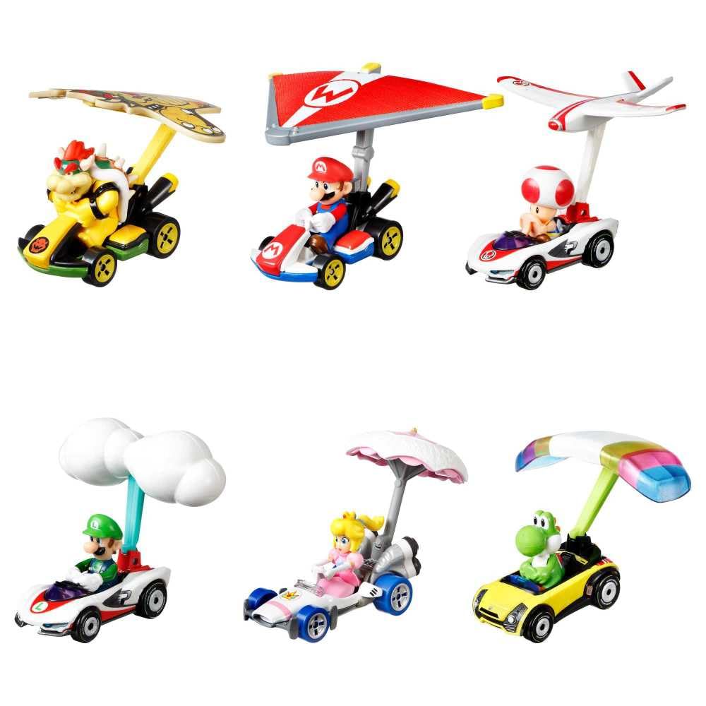 Hot Wheels 1:64 Mario Kart - Yoshi in Standard Kart with Parafoil Die Cast