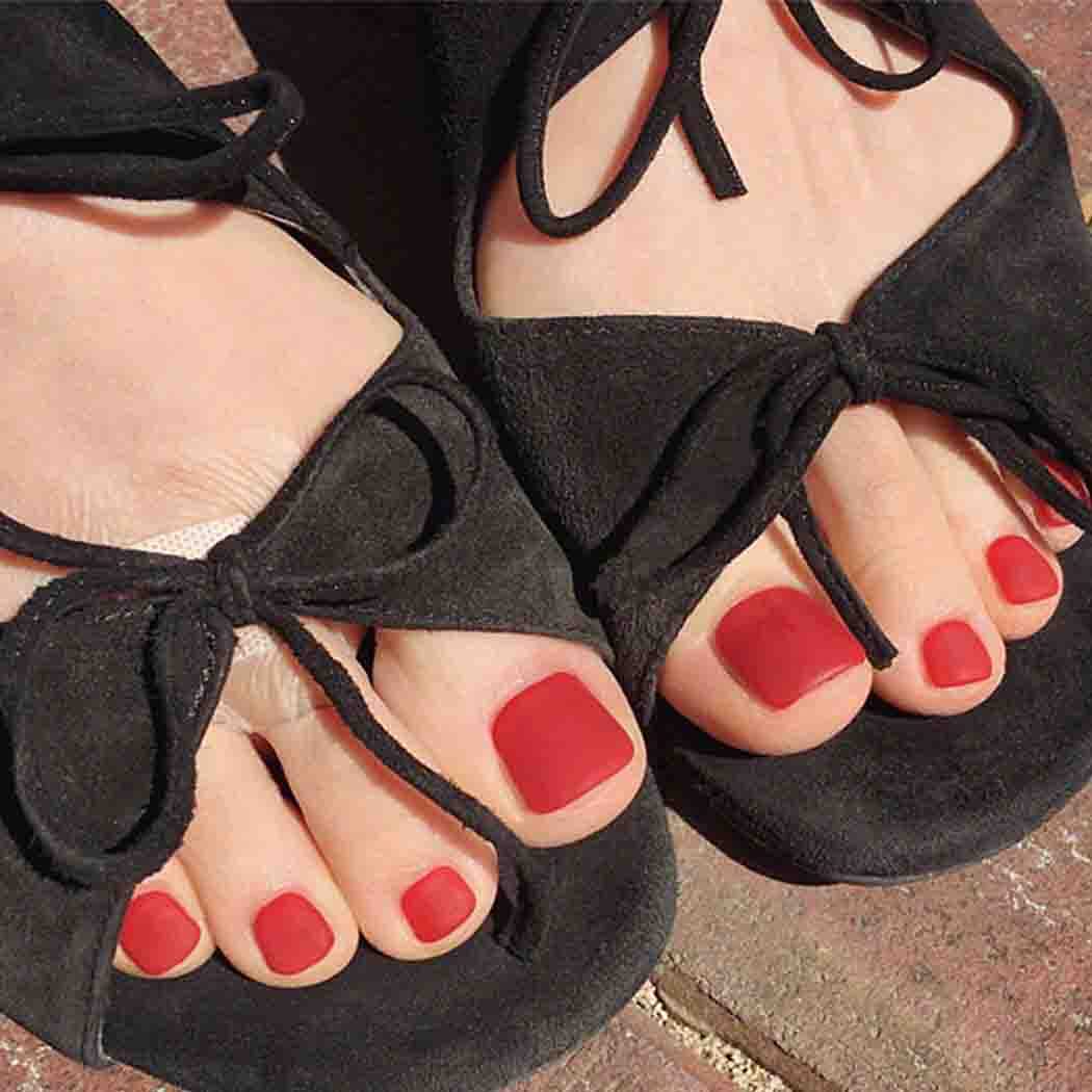 Outyua Red Square Fake Toenails Matte Press on Toe Nails Short Acrylic False Toes Nails Artificial Beach Full Cover Toenail for Women 24 Pcs (Red)
