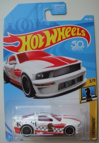 Hot Wheels Checkmate 3/9, White '07 Ford Mustang 289/365 Knight Check Pice
