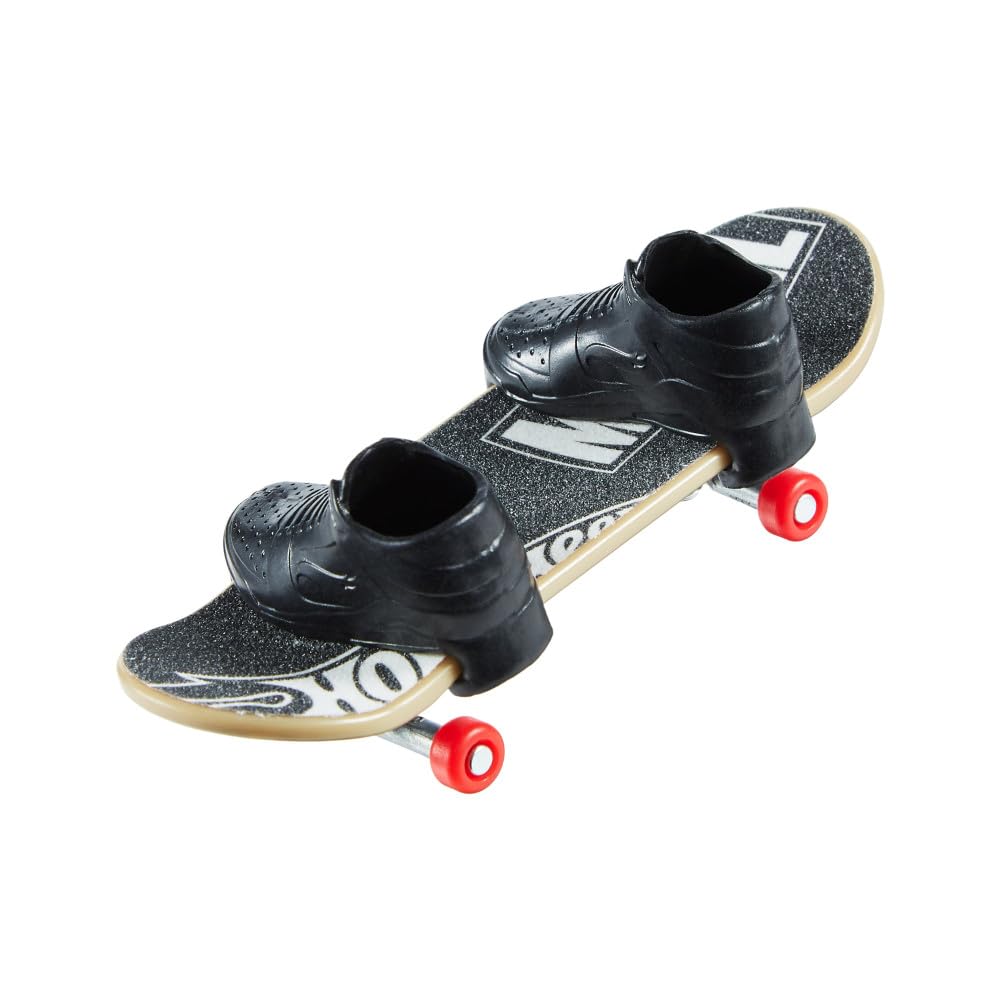 Hot Wheels Skate Vehículo de Juguete Patineta Marvel con Tenis