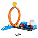 Hot Wheels Toy Car Track Set, Super Police Station Playset with 1:64 Scale Die-Cast Vehicle, Adjustable Loop for Multiple Ways to Race & Stunt
