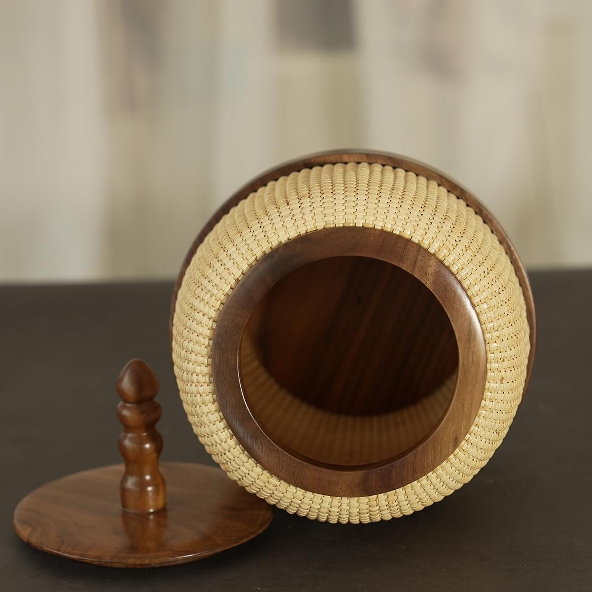 Nantucket Pot Belly Baskets Handmade Woven Rattan Circular Storage Basket with Lid, Decorative Organizer,Storage & Organization