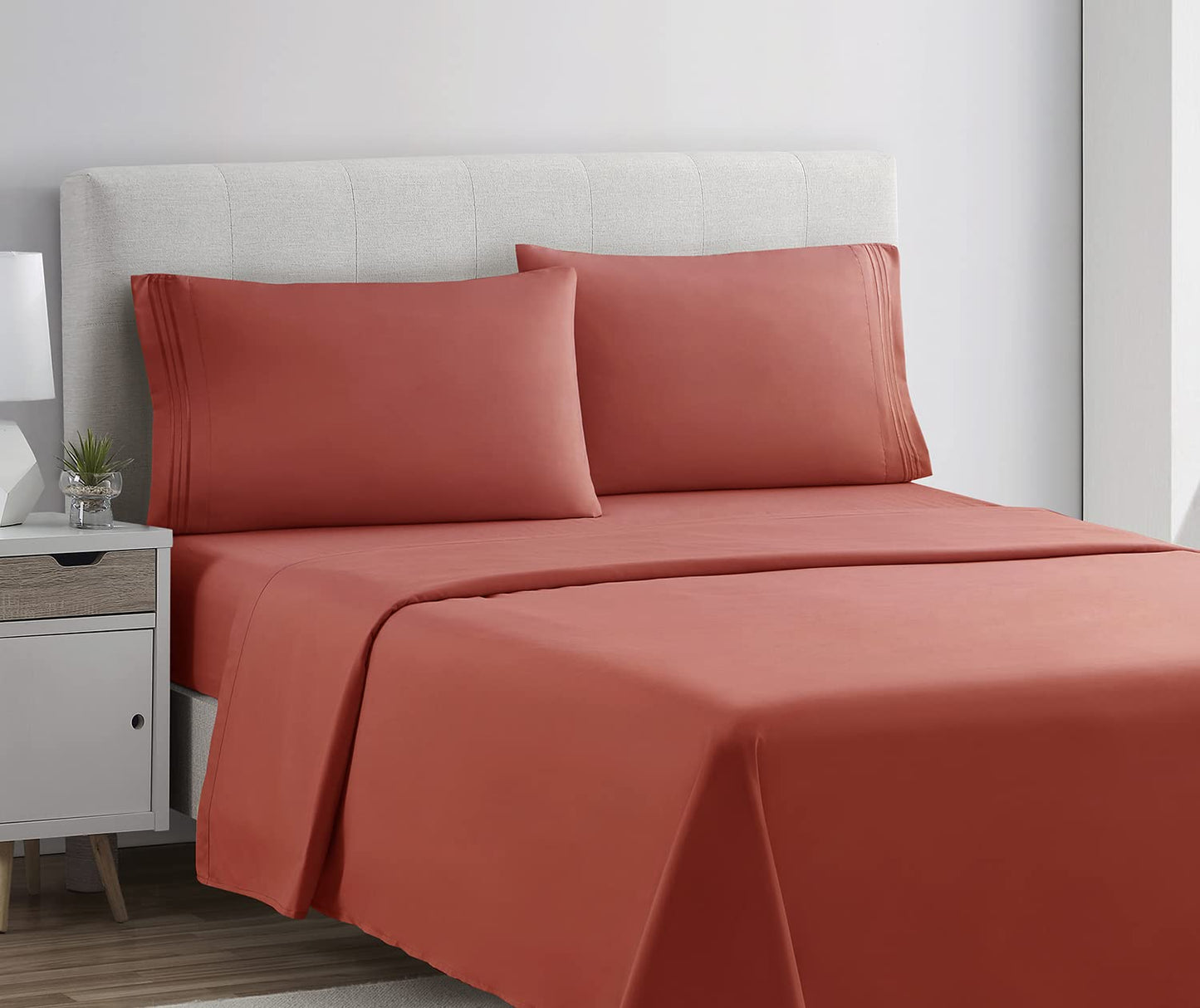 Clara Clark Bed Sheets, Premier 1800 Series 4 Piece Bed Sheet Set, Deep Pocket, Wrinkle, Fade, Stain Resistant, Luxury Soft Bedding Sheets &