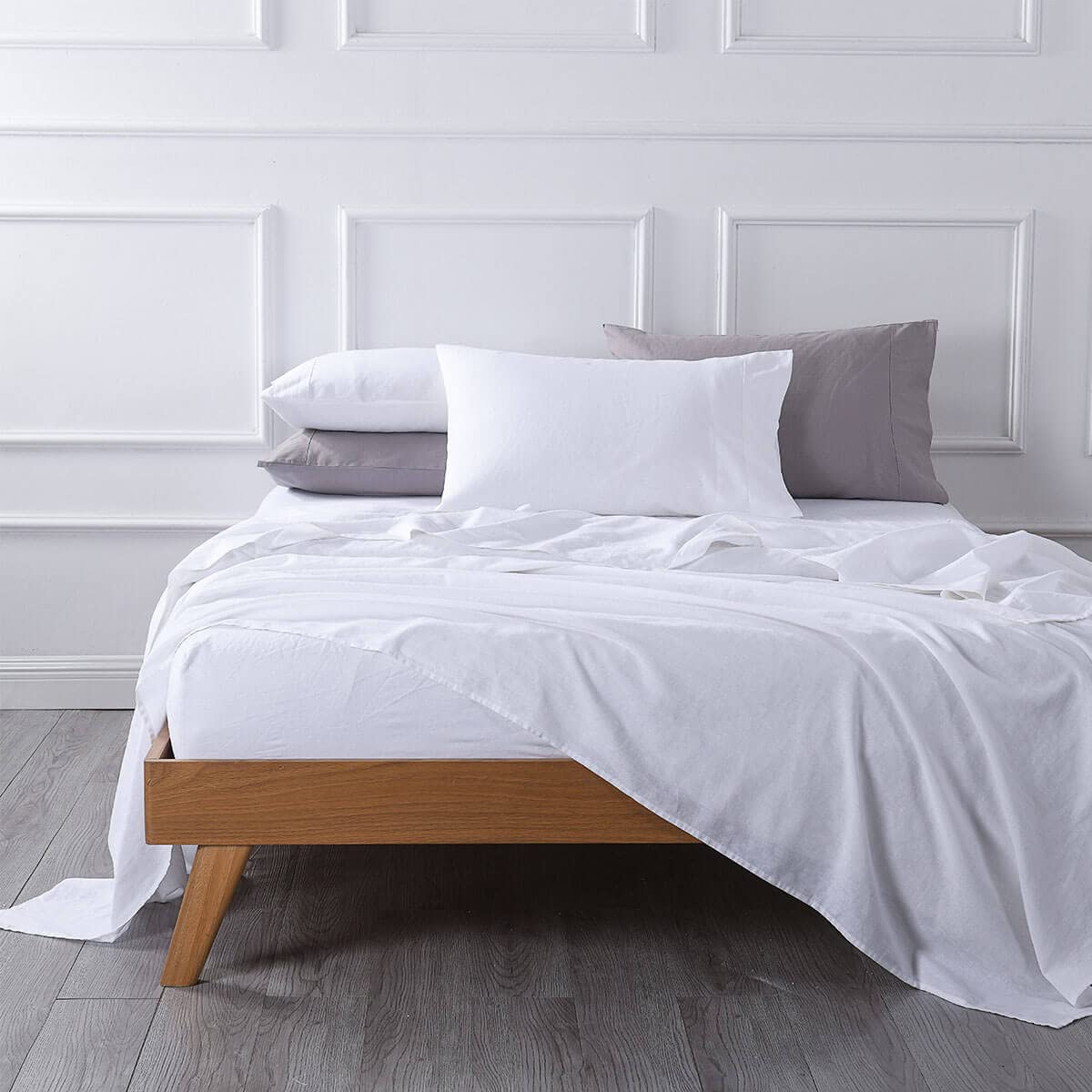 Royal Hotel Bedding Vintage Belgian Flax Linen and Cotton Blend Pillowcases, Hypoallergenic Pre-Washed Linen Cotton, Cool Breathable Percale Weave 150