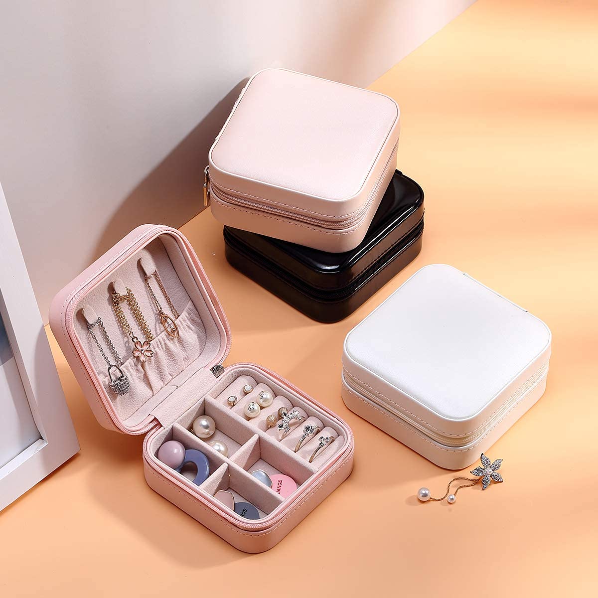 CARURLIFF Mini Jewelry Travel Case,Small Travel Jewelry Organizer,Travel Portable Jewelry Case for Ring, Pendant, Earring, Necklace, Bracelet…
