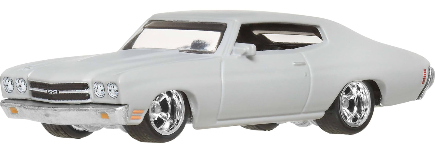 Hot Wheels Cars, Premium Fast & Furious 1:64 Scale Die-Cast Car for Collectors Inspired by Fast & Furious Movie Franchise