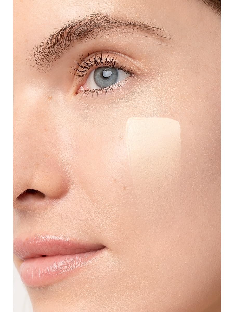 Chantecaille, Just Skin Tinted Moisturizer Sunscreen Broad Spectrum SPF 15, Alabaster