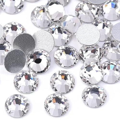 qiipii 400pcs SS30 Crystal White Nail Flatback Rhinestones Bulk Nail Art 6.1mm Round Glass Gems Beads Stones Diamonds for Eye Makeup Nail Decoration