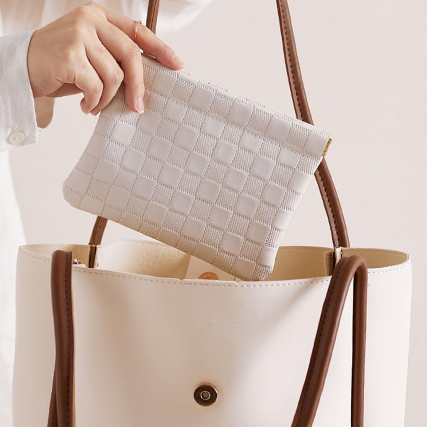 HIGH FIT Leather Pocket Cosmetic Bag – Small Self-Closing Makeup Pouch for Women, Coin Purse, Lipstick & Travel Accessories Organizer