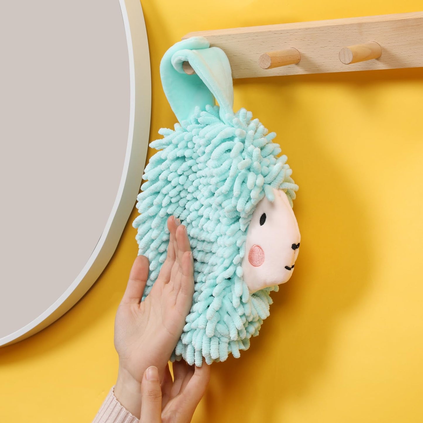 Tyrafry Cute Alpaca Hand Towel with Hanging Loop, Bathroom Animal Towel for Kids, Super Soft Chenille Absorbent Washcloth for Kitchen, Bathroom…