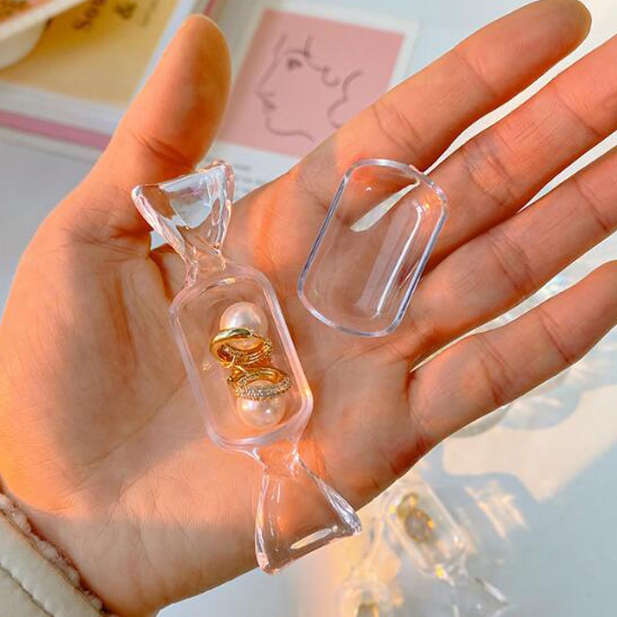 FZBNSRKO 50 Pcs Clear Candy Shaped Jewelry Box,Mini Jewelry Organizer Boxes Lovely Plastic Candy Container DIY Jewelry Accessories for Wedding Party…