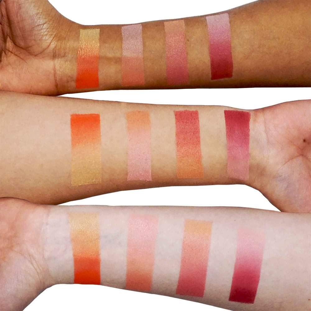 Kevyn Aucoin The Neo-Blush, Grapevine: Blush makeup compact. Trio palette of gradient colors. Blends pearl, satin & matte finishes for highlighting