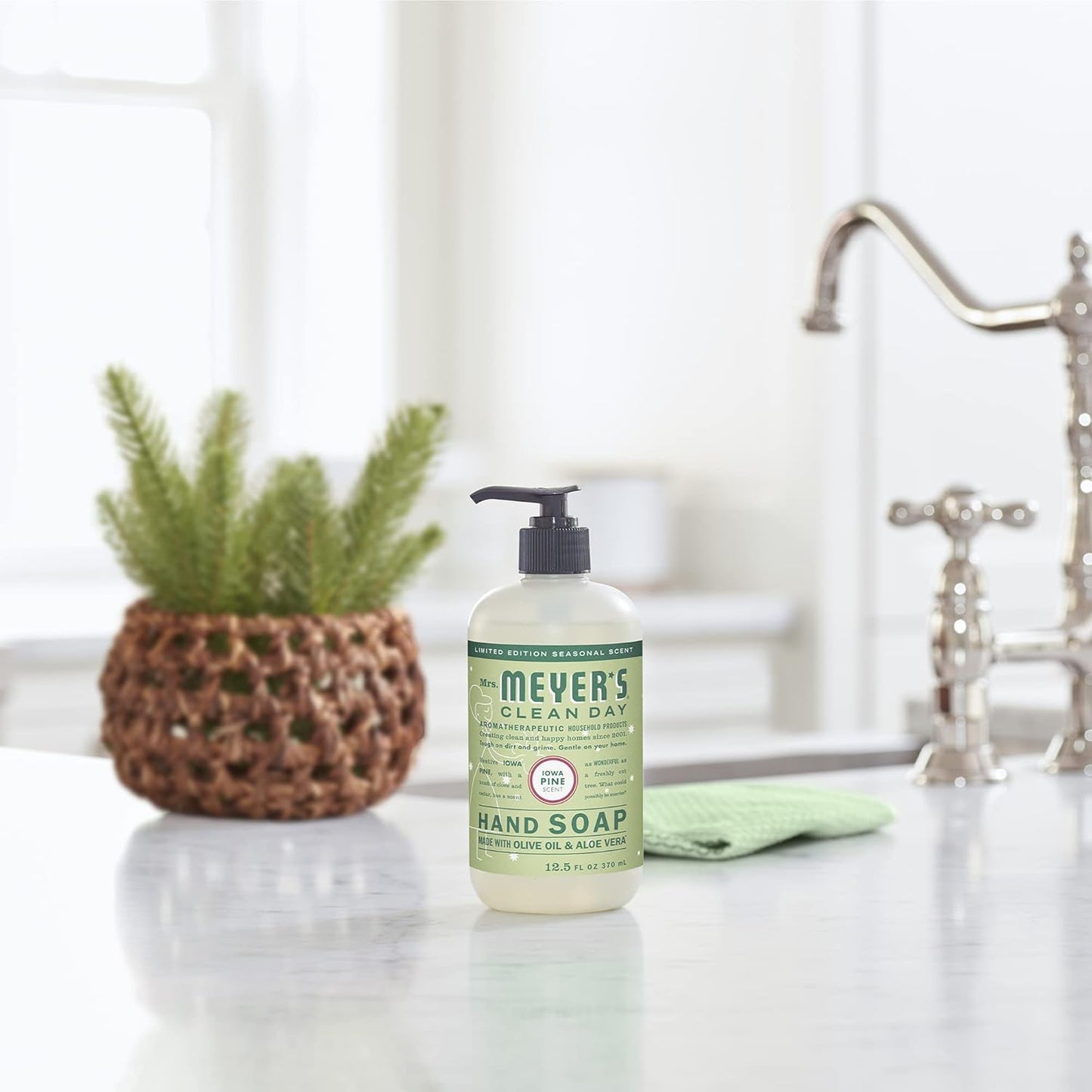 Mrs. Meyer's Clean Day Liquid Hand Soap Iowa Pine, 12.5 Fl Oz (Pack of 2) Beauty & Personal Care Mrs. MEYER'S
