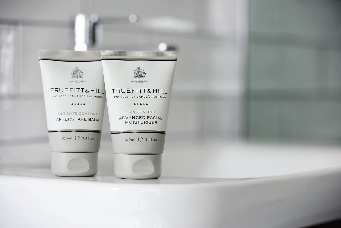 Truefitt & Hill Luxury Aftershave Balm - Ultimate Comfort - Premium Soothing Moisturizer with Aloe Vera Extract - Ideal for Sensitive Skin, Razor…