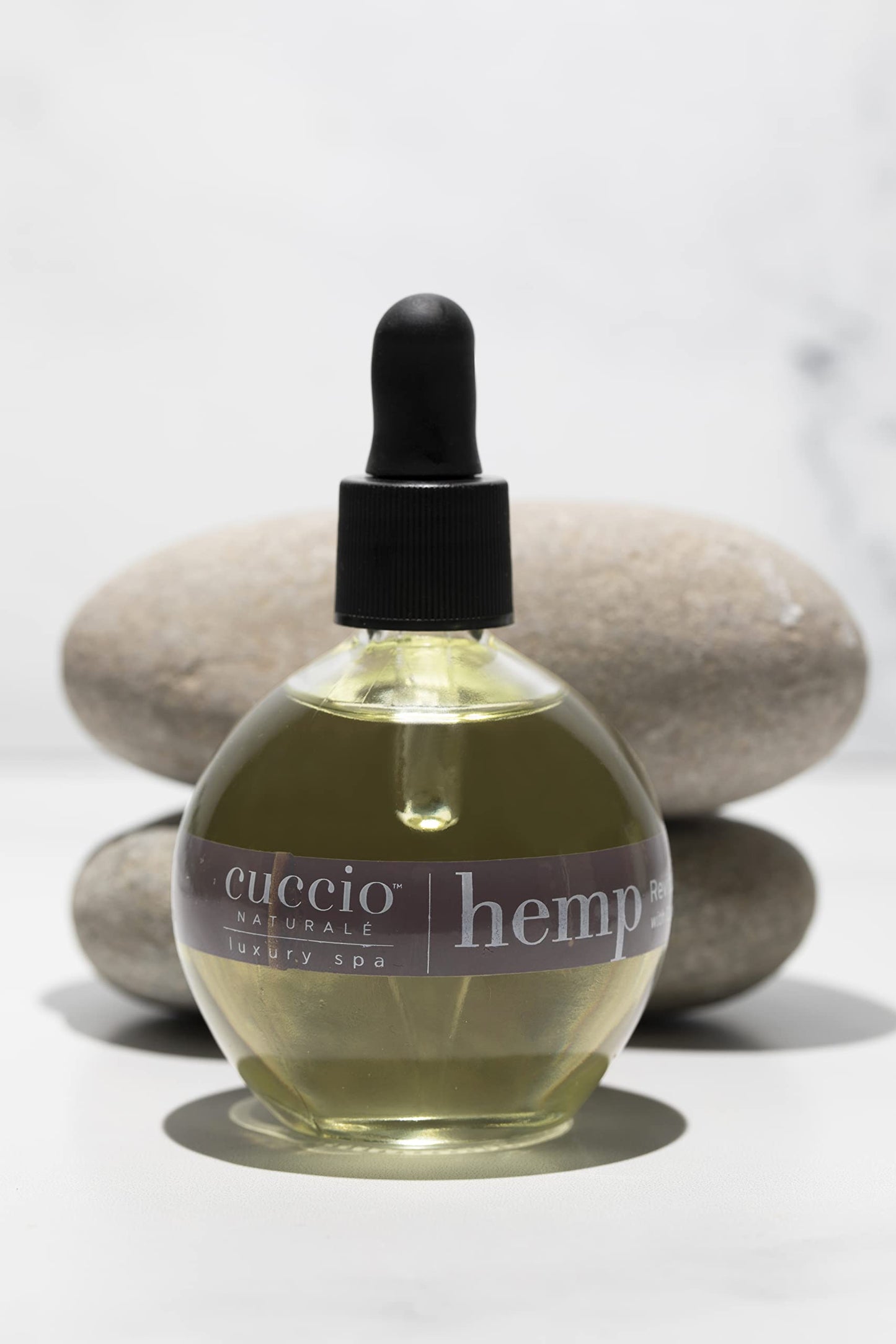 Cuccio Naturale Capuacu & Chia Revitalizing Cuticle Oil, Lightweight Fast-Absorbing Hydrating Nail & Cuticle Conditioner, Cold-Pressed Oils + Vitamin