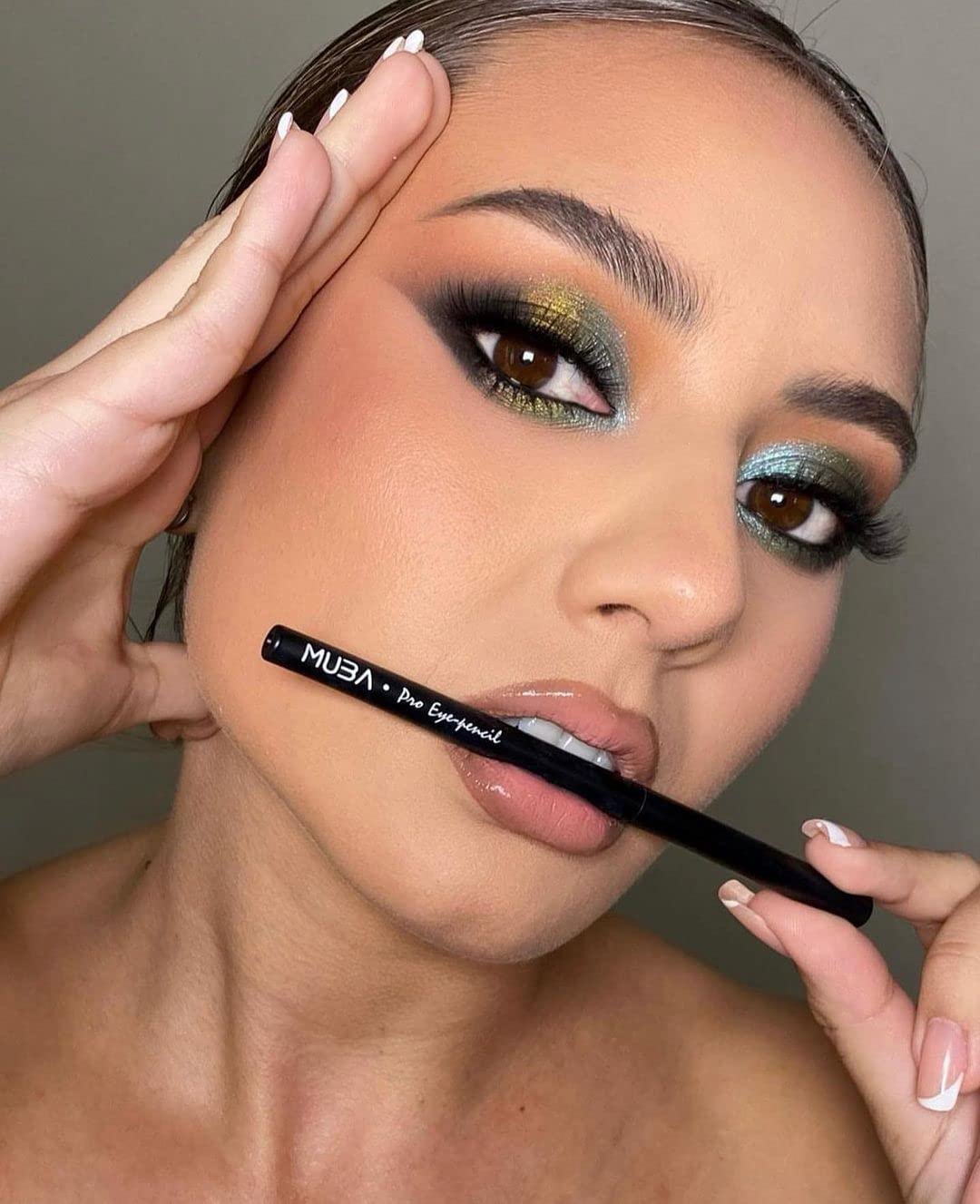 MUBA Women's Waterproof Smudge-Proof Eyeliner Pencil in Azure
