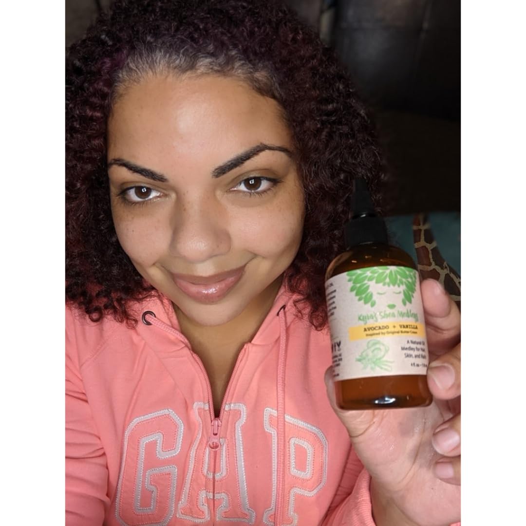 Multiuse Avocado + Vanilla Oil Medley for Face, Body, and Hair - Natural Avocado Oil, Shea Nut Oil, Vanilla Essential Oil, and Vitamin E - Seals