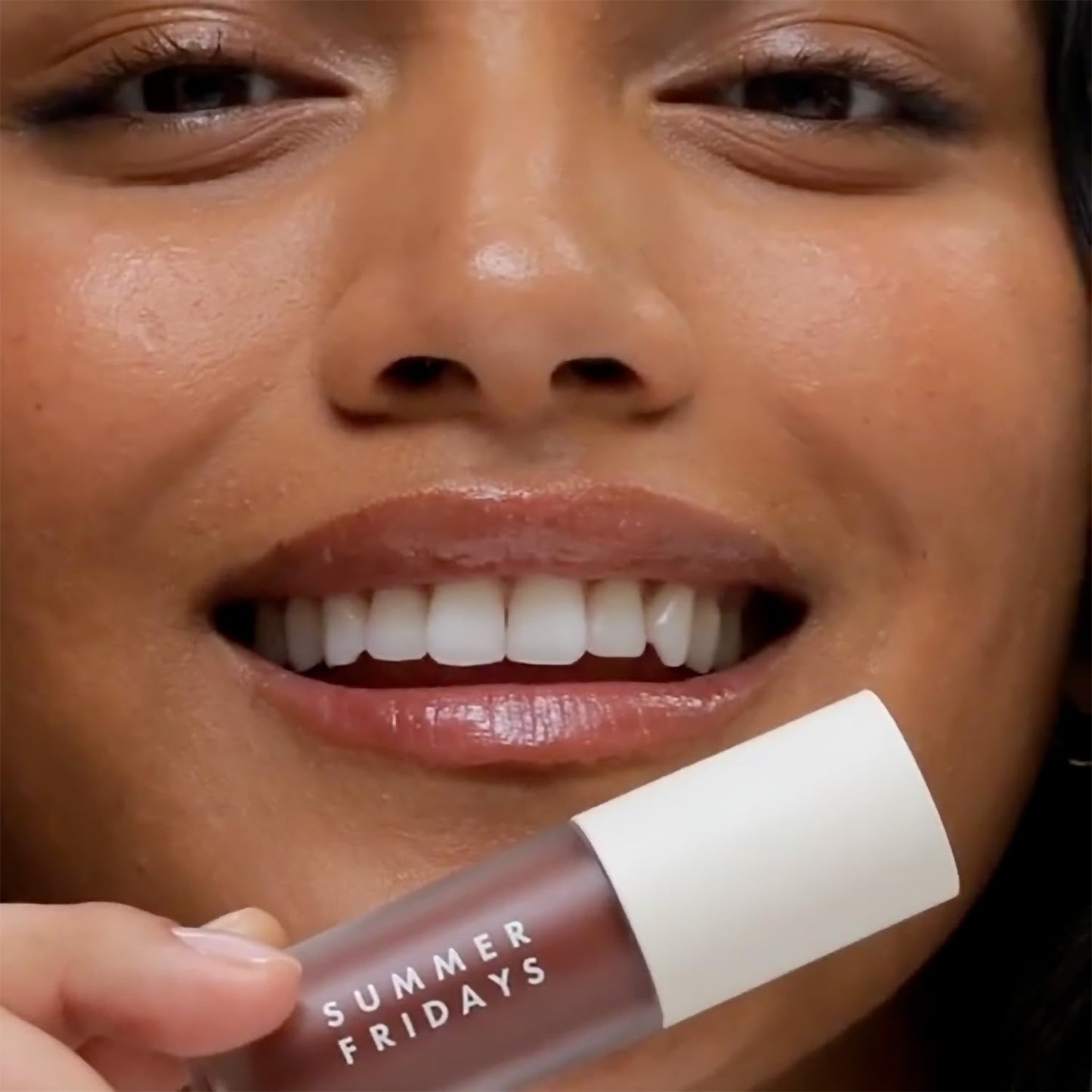 Summer Fridays Dream Lip Oil - Hydrating Tinted Lip Gloss Oil - Non-Sticky Formula with Skincare Benefits for Long-Lasting Softness + Shine -