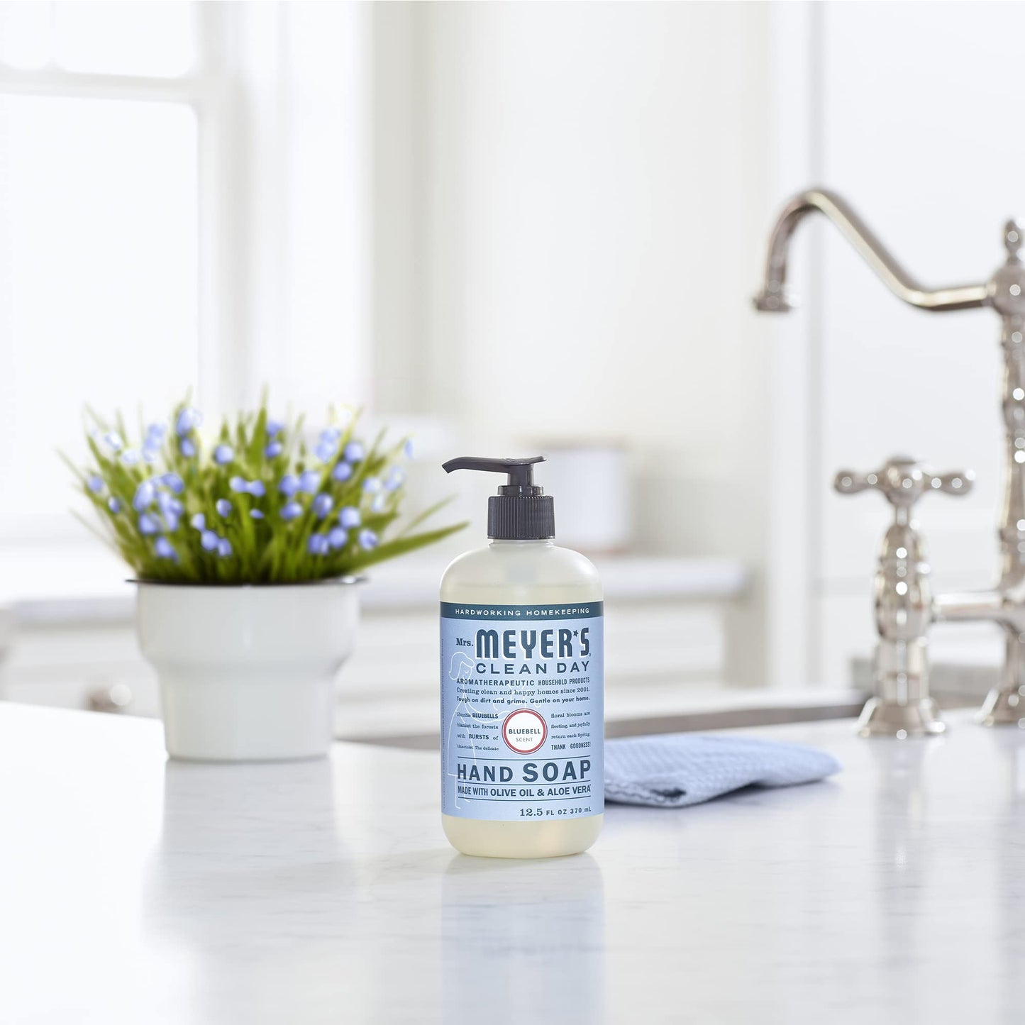 MRS. MEYER'S Clean Day Hand Soap, Made with Essential Oils, Biodegradable Formula, Bluebell, 12.5 fl. oz