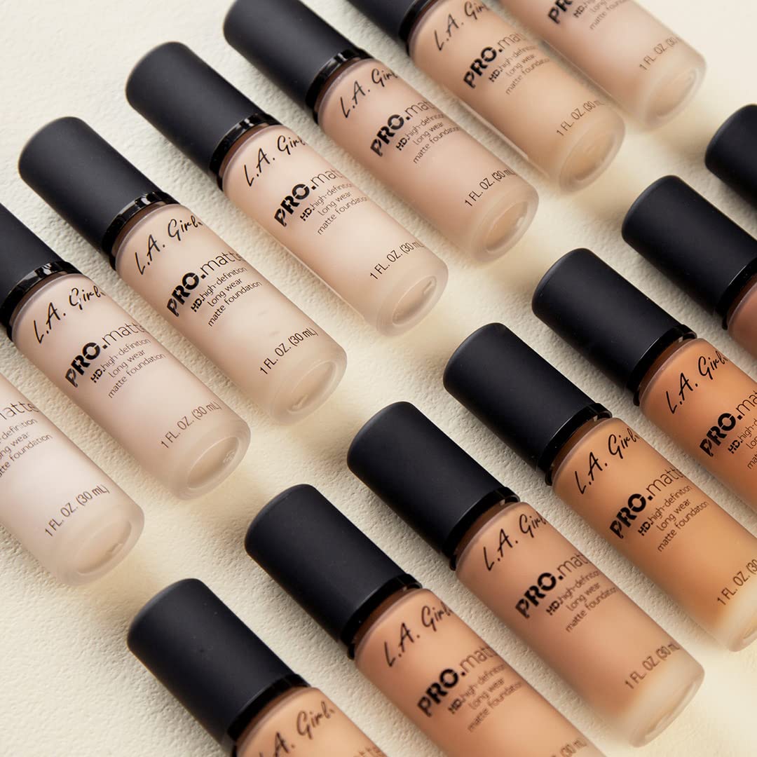L.A. Girl PRO.Matte Foundation, Nutmeg GLM683