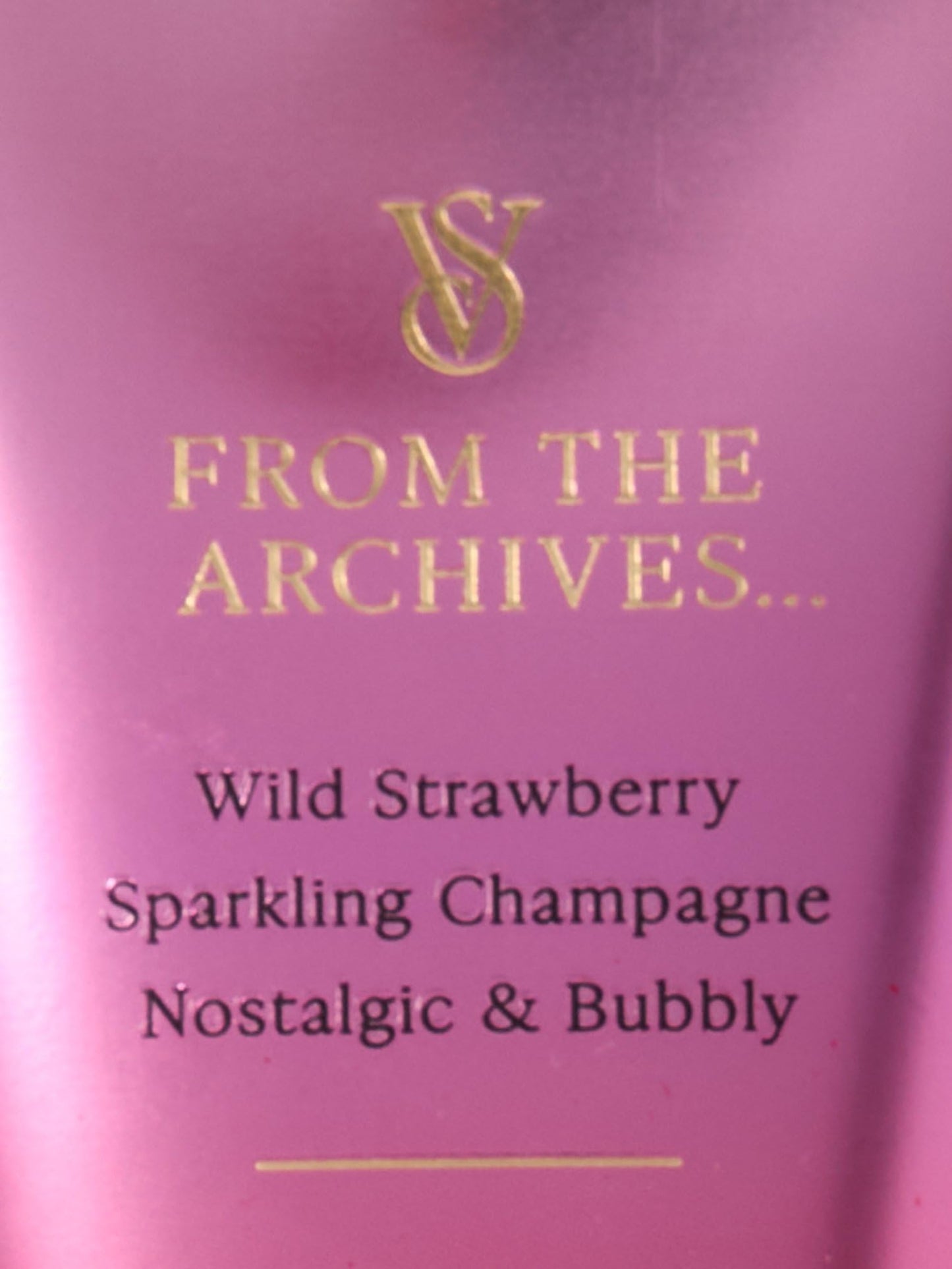 Victoria's Secret Strawberries & Champagne Fragrance Body Lotion (8 oz)