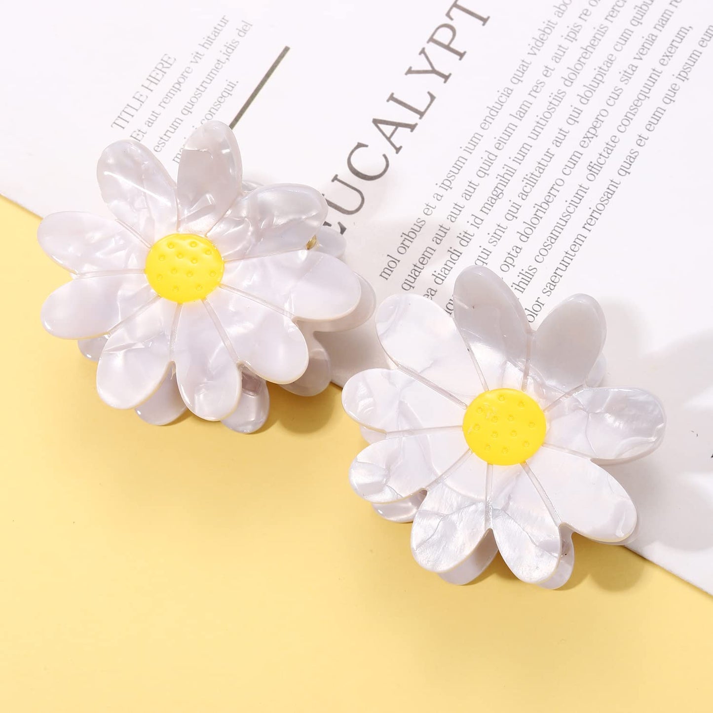 Vokone Flower Claw Clip Acrylic Daisy Sunflower Claw Hair Clip for Women Hair Jaw Grip Strong Holder for Thick Thin Hair (Daisy)