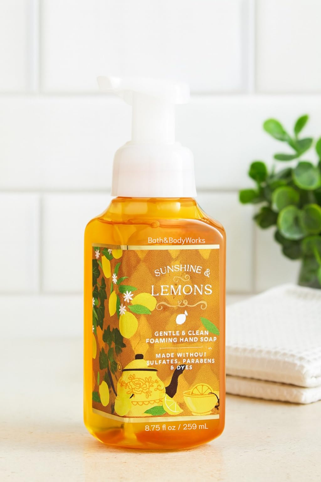 Bath and Body Works Sunshine & Lemons Gentle & Clean Foaming Hand Soap 8.75 fl oz, Yuzu, Grapefruit & Sun Rays