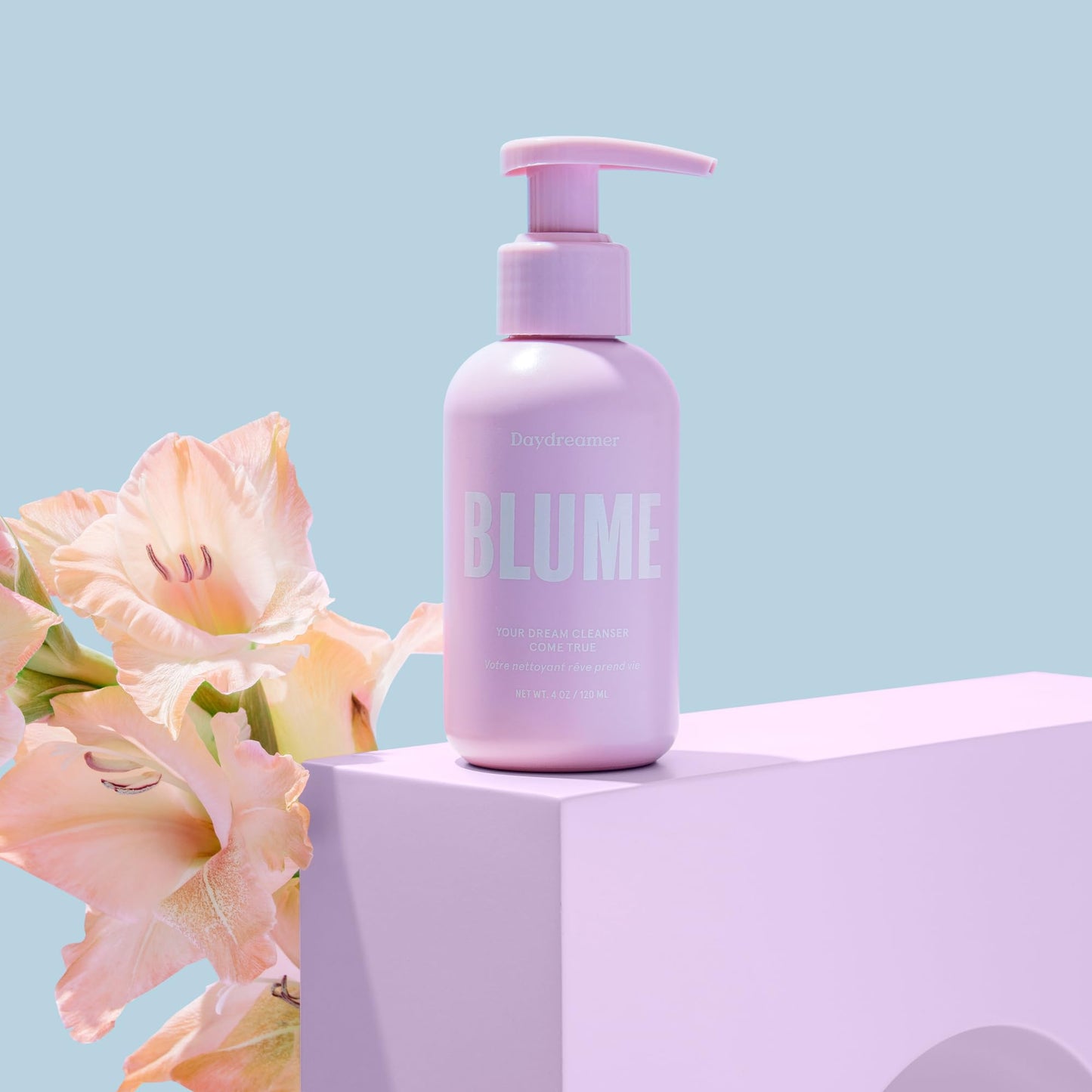 Blume Daydreamer Hydrating Face Wash for Women & Men - Gentle Facial Cleanser Enriched with Chamomile & Lavender to Soothe Skin - Non-Stripping Cream