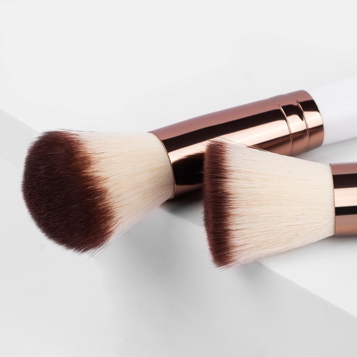 Real Perfection Makeup Brush Set 16 Pcs with 1 Eyebrow Razor Premium Synthetic Foundation Powder Concealers Eyeshadow Blush Makeup Brushes Make up Beauty and Personal Care Real Perfection