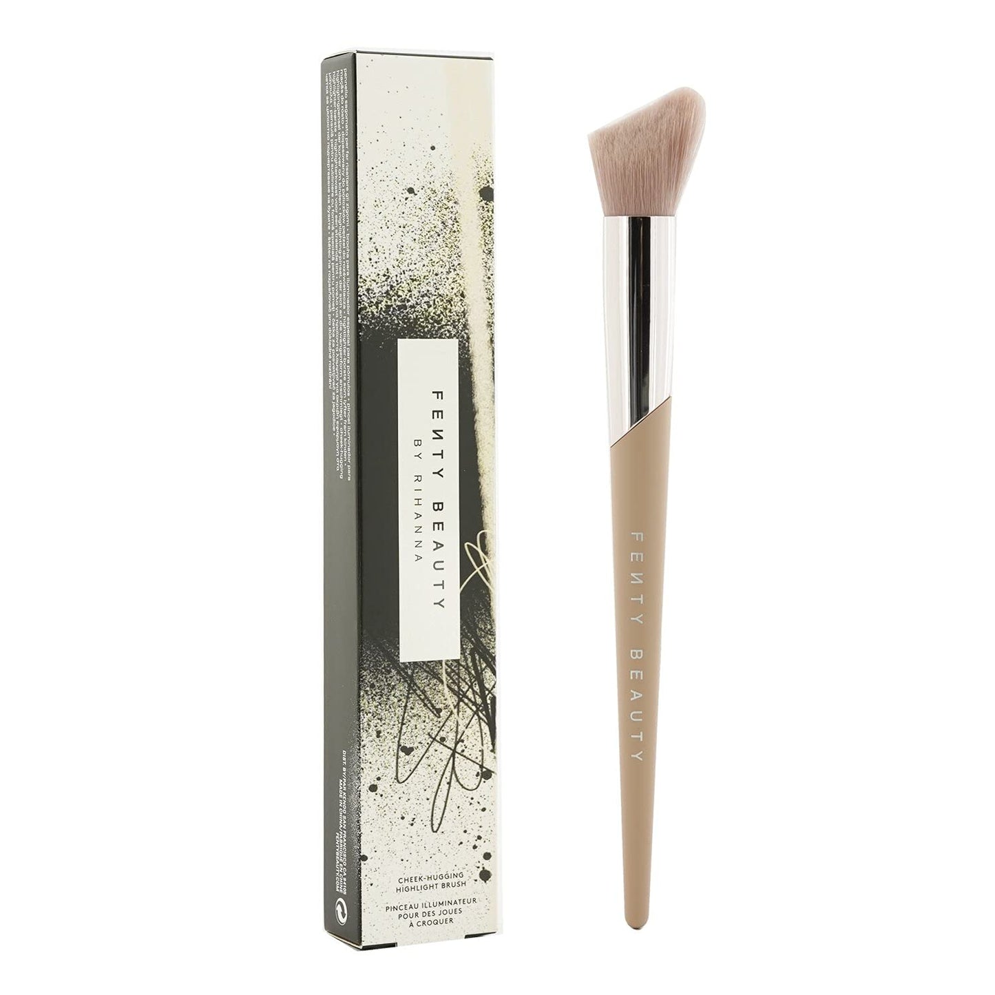Fenty Beauty by Rihanna Cheek-Hugging Highlight Brush 120