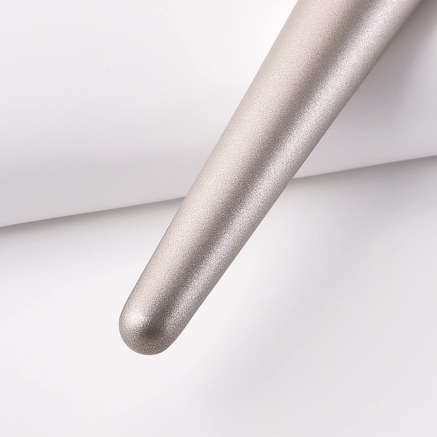 Professional Angled Foundation Brush Premium Synthetic Kabuki Makeup Brush Bronzer Contour Brush Cosmetic Applicator for Blending Liquid Powder BB