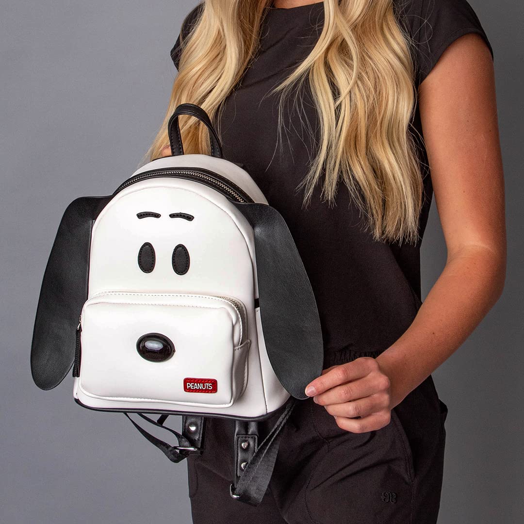 INTIMO Peanuts Classic Comic Character Face Snoopy Zippered Mini Small Backpack Bag