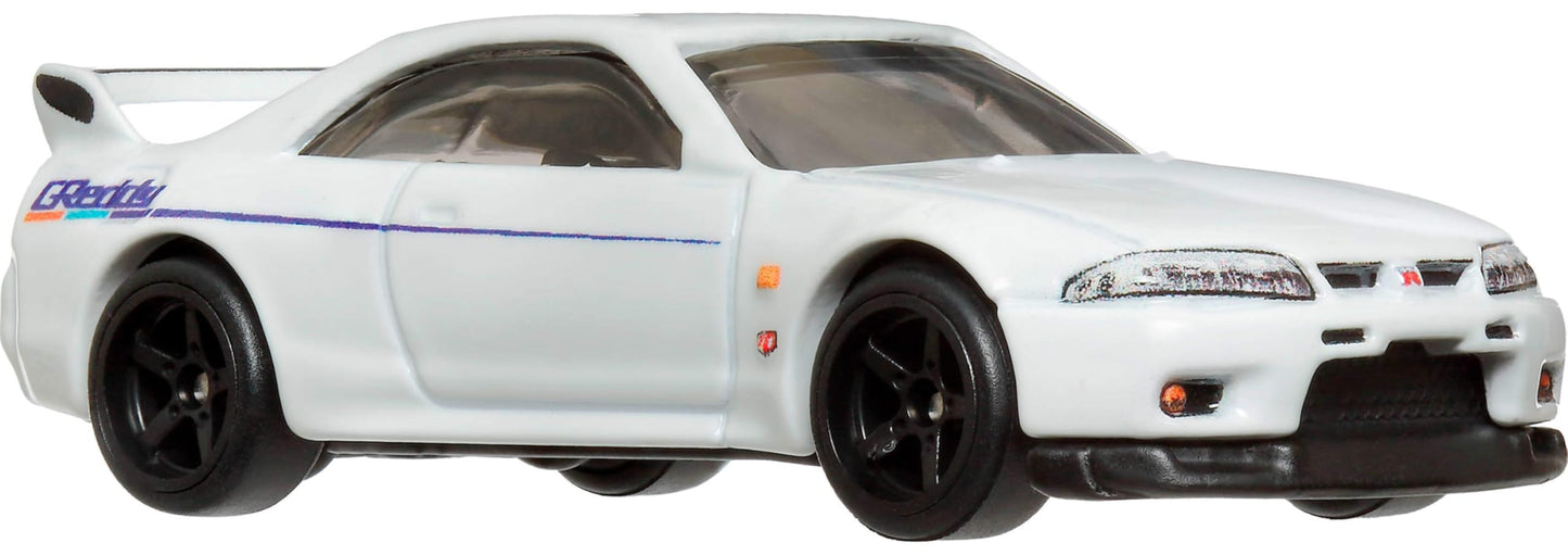 Hot Wheels Premium Car Culture Collectible Toy Car, 1:64 Scale Die-Cast Nissan Skyline R-33, Modern Classics Vehicle with Real Riders Tires