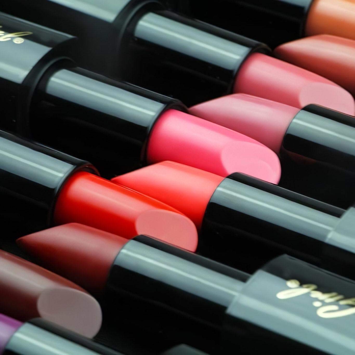L.A. Girl Lip Attraction Lipstick, Intrigue GLC587