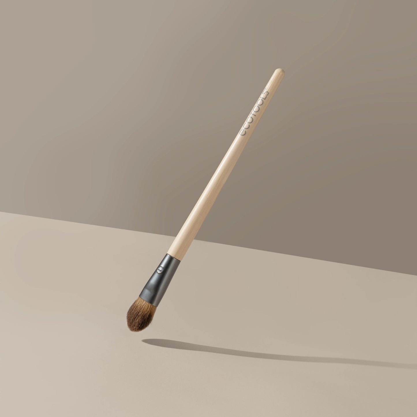 EcoTools All Over Eye Brush, Fluffy Eyeshadow Brush for Blending Lid & Crease Color, Soft Synthetic Bristles for Everyday Eye Makeup, Sustainable