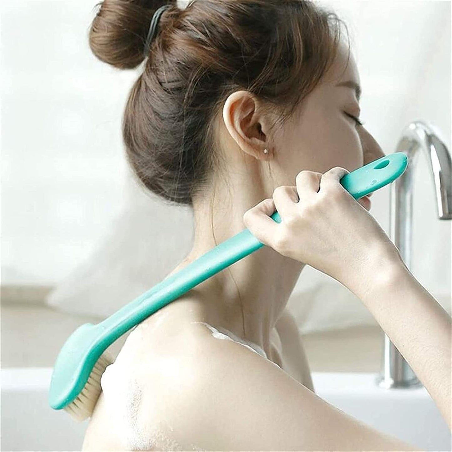 Shower Brush, Shower Brush Back Scrubber Woman Man Skin Care Bath Body Brush Bath Body Brush(White) Beauty and Personal Care XlyCjkb