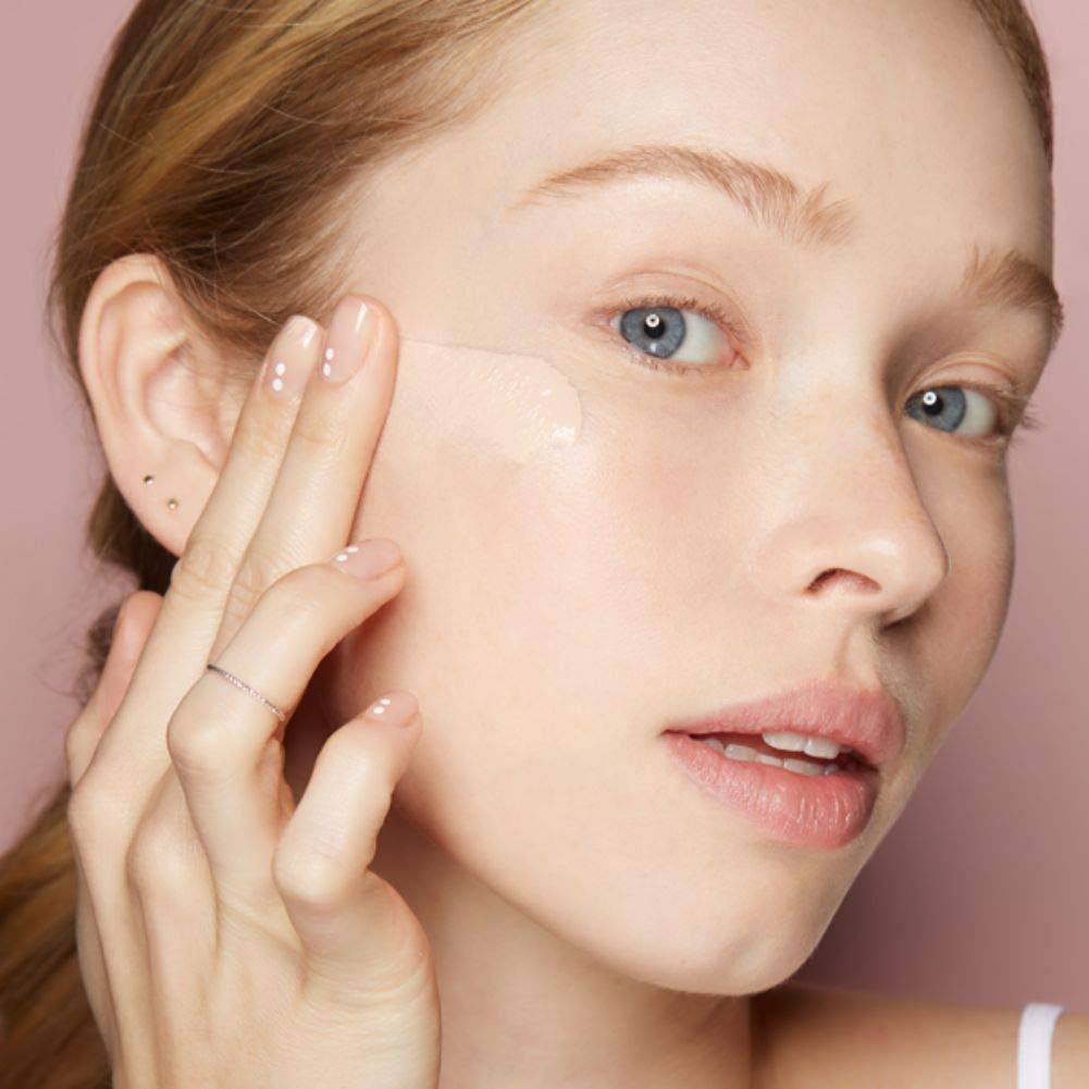 Almay Liquid Foundation, Truly Lasting Color, Long Wearing Natural Finish, Vitamin E and Lemon Extract, Hypoallergenic, Cruelty-Free