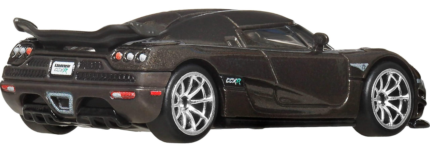 Hot Wheels Cars, Premium Fast & Furious 1:64 Scale Die-Cast Car for Collectors Inspired by Fast & Furious Movie Franchise
