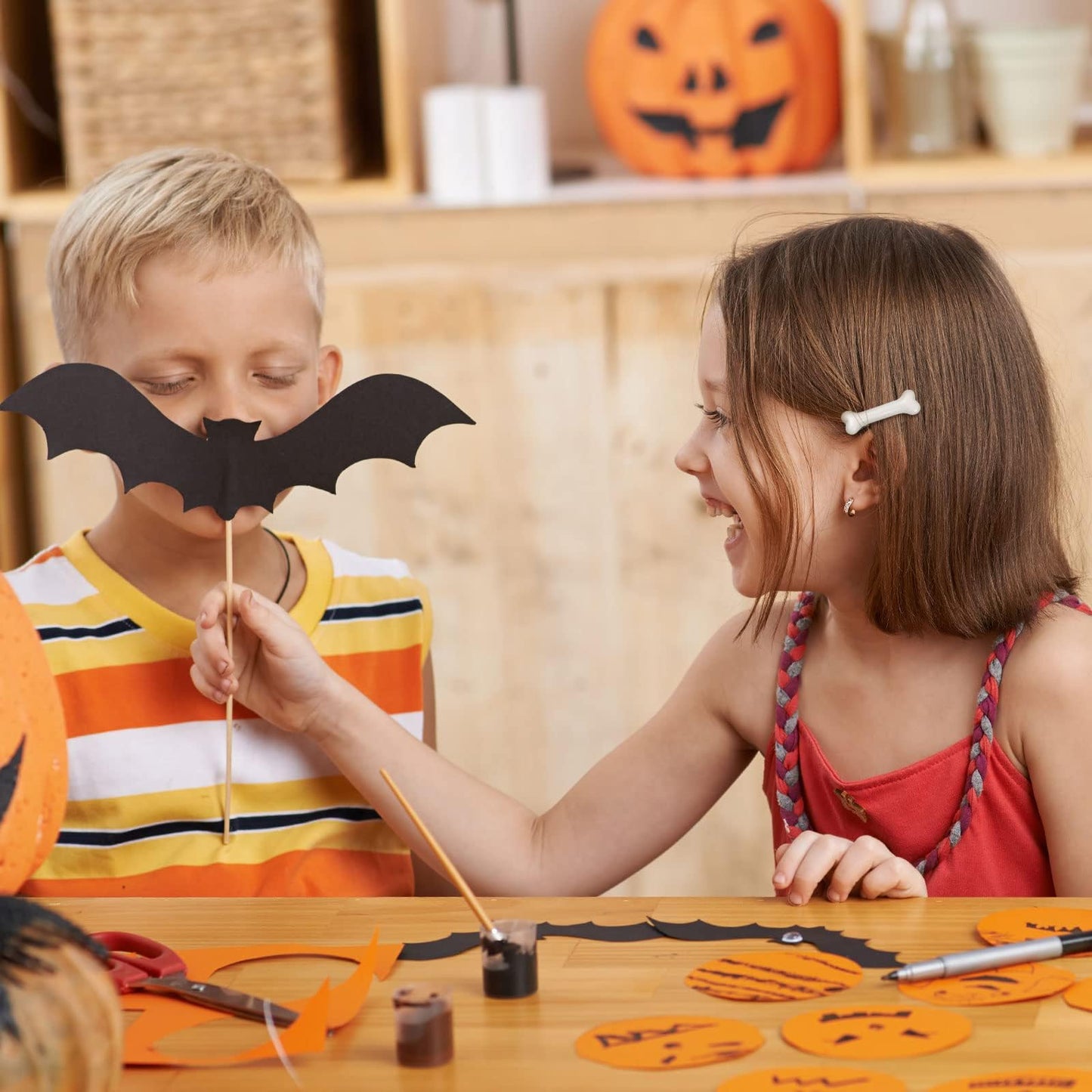 Beaupretty Halloween White Dog Bone Hair Clips,Artificial Dog Bone Hairpins Alligator Barrettes Christmas Hair Accessories for Kids Girls,4pcs