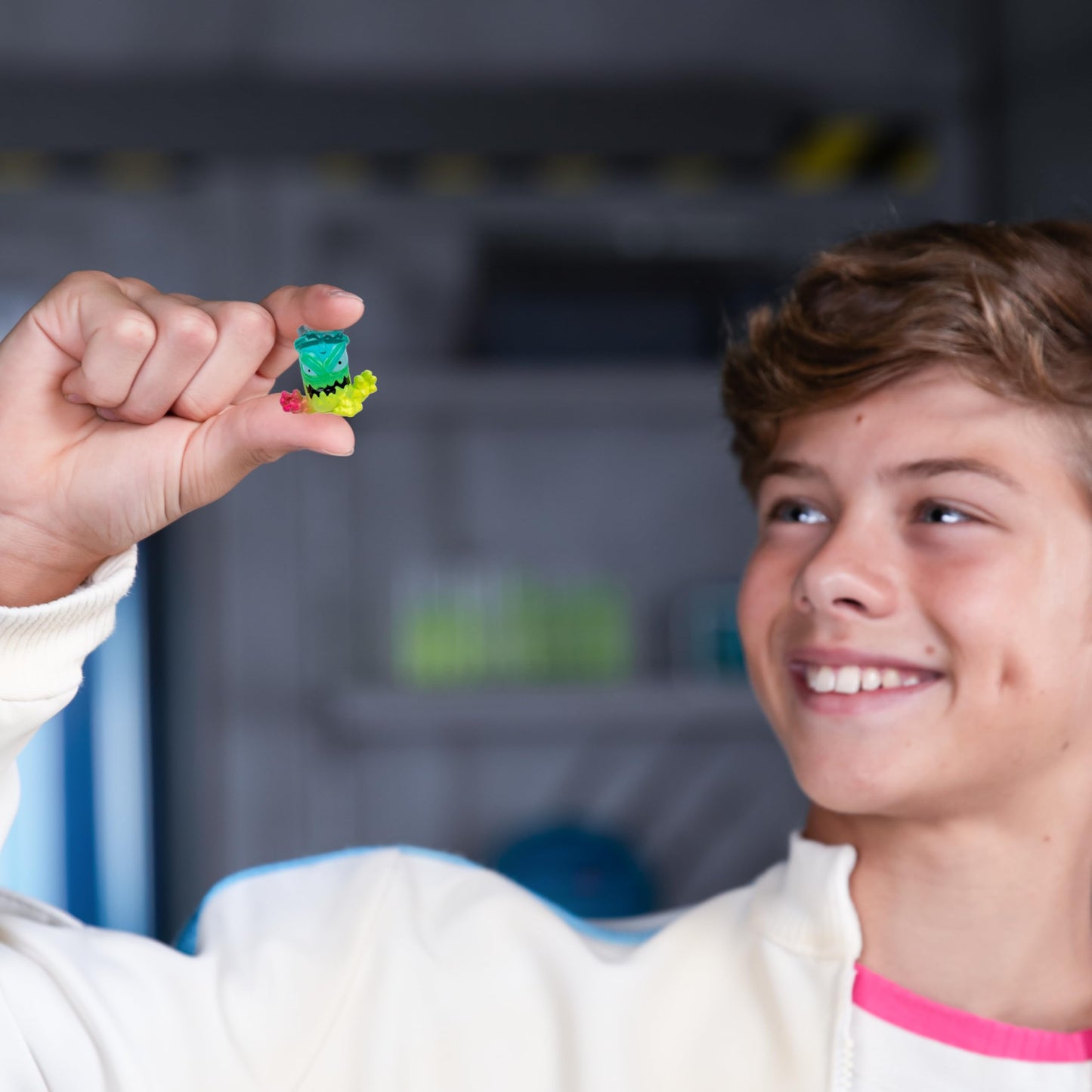 MrBeast Lab Swarms Series 2 Atomic Cash Case – 18-Pack Collectible 1" Micro Beasts with Ultra Rare & Special Edition Figures for Kids 5+