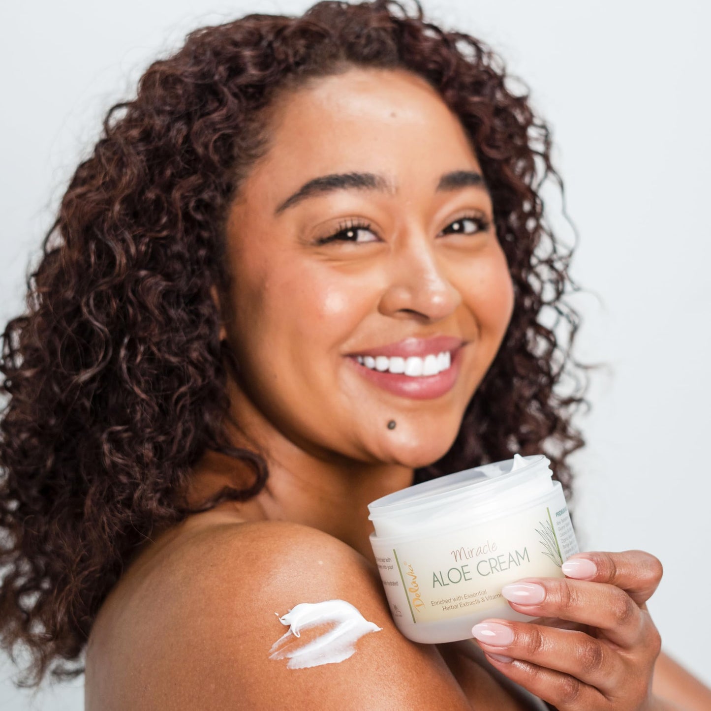 Deluvia Miracle Aloe Cream | Face & Body Moisturizer with Vitamin E & Organic Aloe Vera | Hydrating, Soothing for Dry Skin, Anti-Wrinkle, Acne Scars